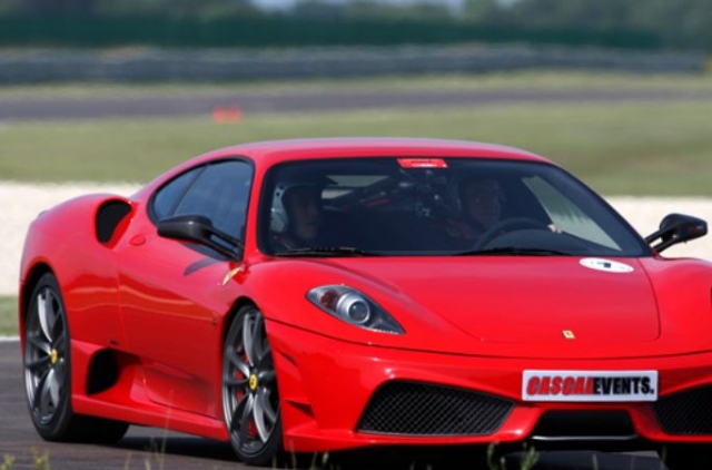  Conducción de un Ferrari Abbeville 